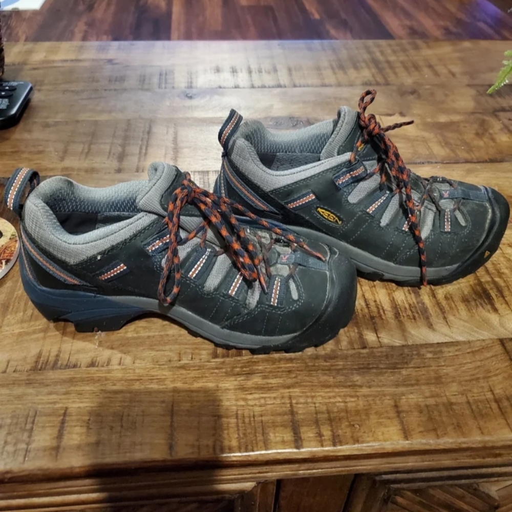 Keen Black and Gray Hiking/Work Shoes with Rugged Outsole, Size 7